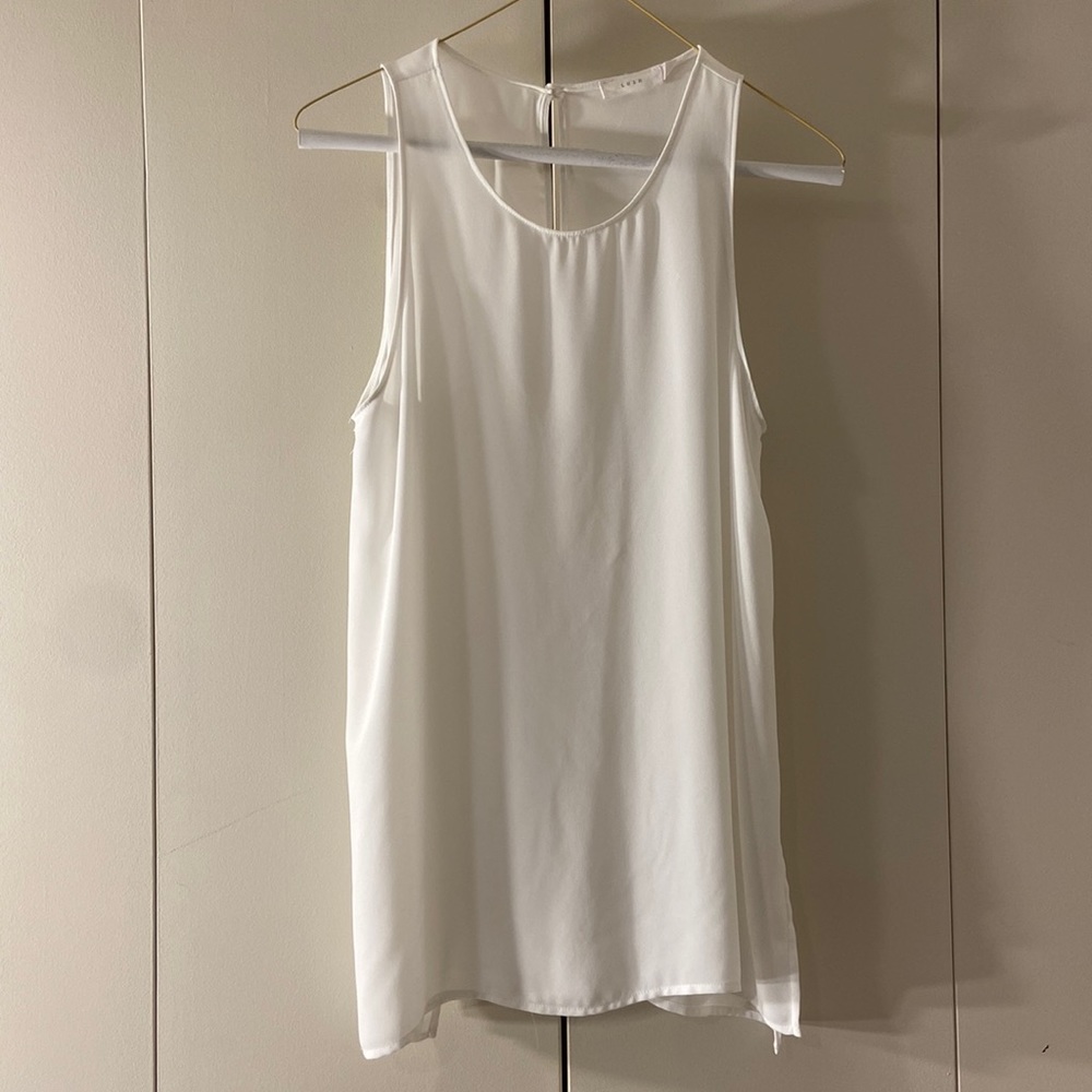 Lush‎ Sleeveless Blouse